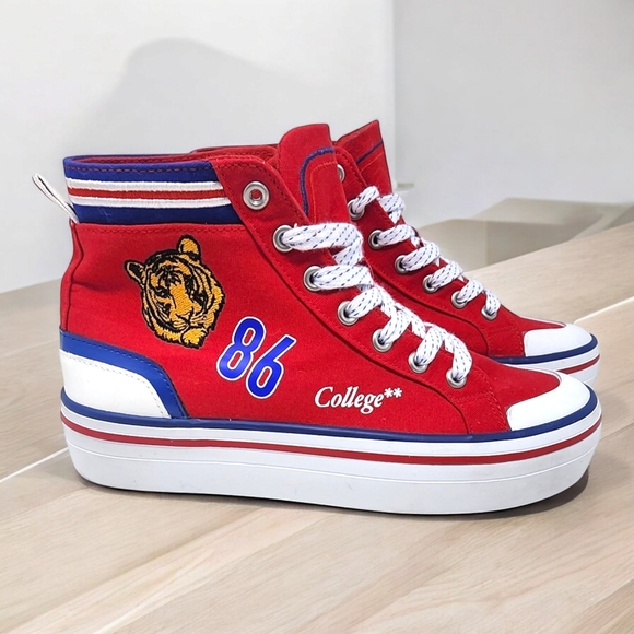 Red Platform Sneaker High Top Graceland Size 9(40) Lace Up Cap Toe College Tiger - Picture 1 of 16